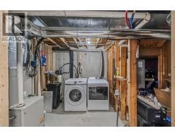 45 TRILLIUM Way - 34