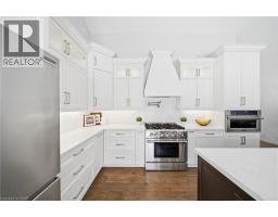 75 ROBINSON Road - 13