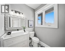 75 ROBINSON Road - 26