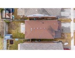 256 SIENNA Crescent - 36