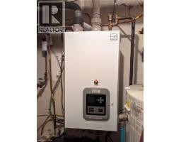 351 HOFFMAN Street - 6