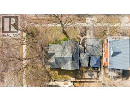 74 SHANLEY Street - 36