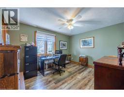 262 HOWARD Street - 13