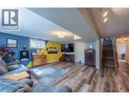 262 HOWARD Street - 22