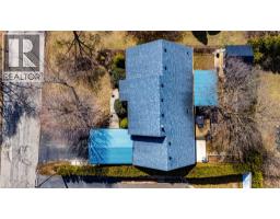 262 HOWARD Street - 3