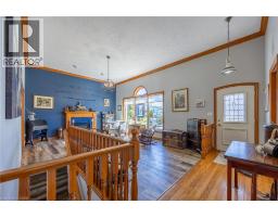 262 HOWARD Street - 4