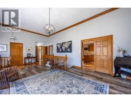 262 HOWARD Street - 6