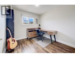 279 N BLUEVALE Street N UnitNo. 64 - 23