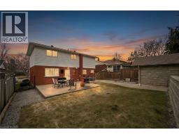 46 PINEHURST Crescent - 36