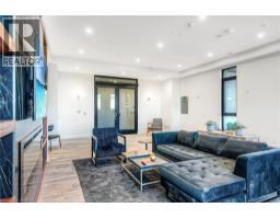 181 KING Street S UnitNo. 1513 - 42