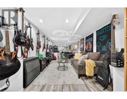 122 MEMORY Lane - 35