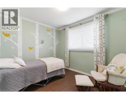 10 BROOKSIDE Crescent - 14