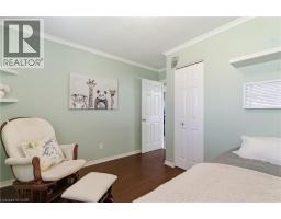 10 BROOKSIDE Crescent - 15