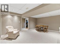 10 BROOKSIDE Crescent - 20