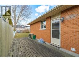 10 BROOKSIDE Crescent - 23