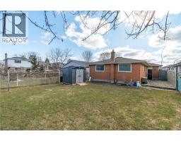 10 BROOKSIDE Crescent - 25