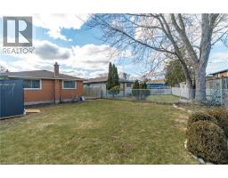 10 BROOKSIDE Crescent - 27