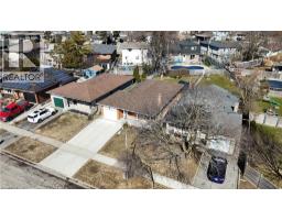 10 BROOKSIDE Crescent - 28