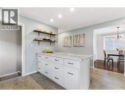 10 BROOKSIDE Crescent - 7