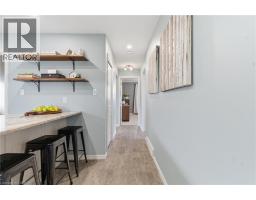 10 BROOKSIDE Crescent - 9