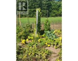 837 FERTILIZER Road - 27