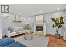 54 DEERWOOD Crescent - 10