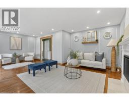 54 DEERWOOD Crescent - 11