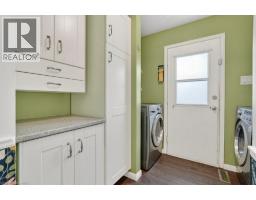 54 DEERWOOD Crescent - 19