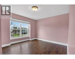 54 DEERWOOD Crescent - 27