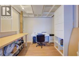 85 SPRUCE Street UnitNo. 112 - 15