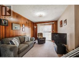 18 CHAMPLAIN Crescent - 12