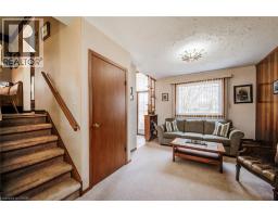 18 CHAMPLAIN Crescent - 13