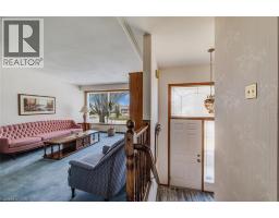 18 CHAMPLAIN Crescent - 15