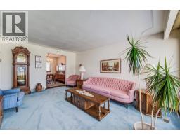 18 CHAMPLAIN Crescent - 17