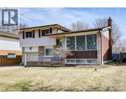 18 CHAMPLAIN Crescent - 2