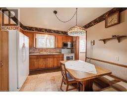 18 CHAMPLAIN Crescent - 22