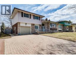 18 CHAMPLAIN Crescent - 3