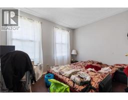 23 AMHERST Drive - 10