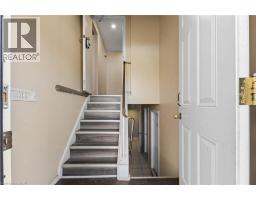 23 AMHERST Drive - 3