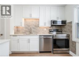 27 QUEENSTON Drive - 16