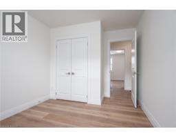 27 QUEENSTON Drive - 36