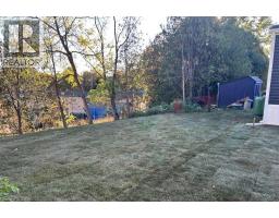 24 MACPHERSON Crescent - 15