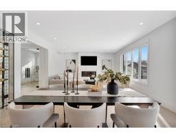 1048 WALTON Avenue - 18