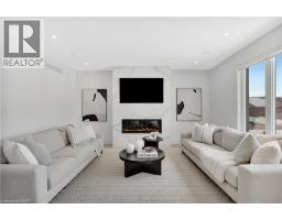 1048 WALTON Avenue - 9