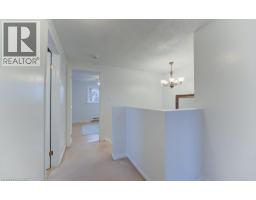 828 ELGIN Street N - 19