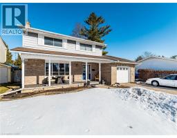 16 ALDERWOOD Crescent - 3