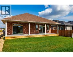 89 DUCHESS Drive - 3