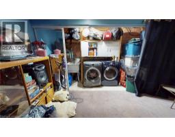 48 TAMVALE Crescent - 12