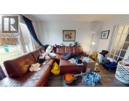 48 TAMVALE Crescent - 2