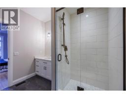 375 ARGYLE Avenue - 18